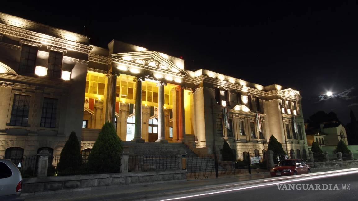 $!Celebran el 130 aniversario de la Benemérita Escuela Normal de Coahuila
