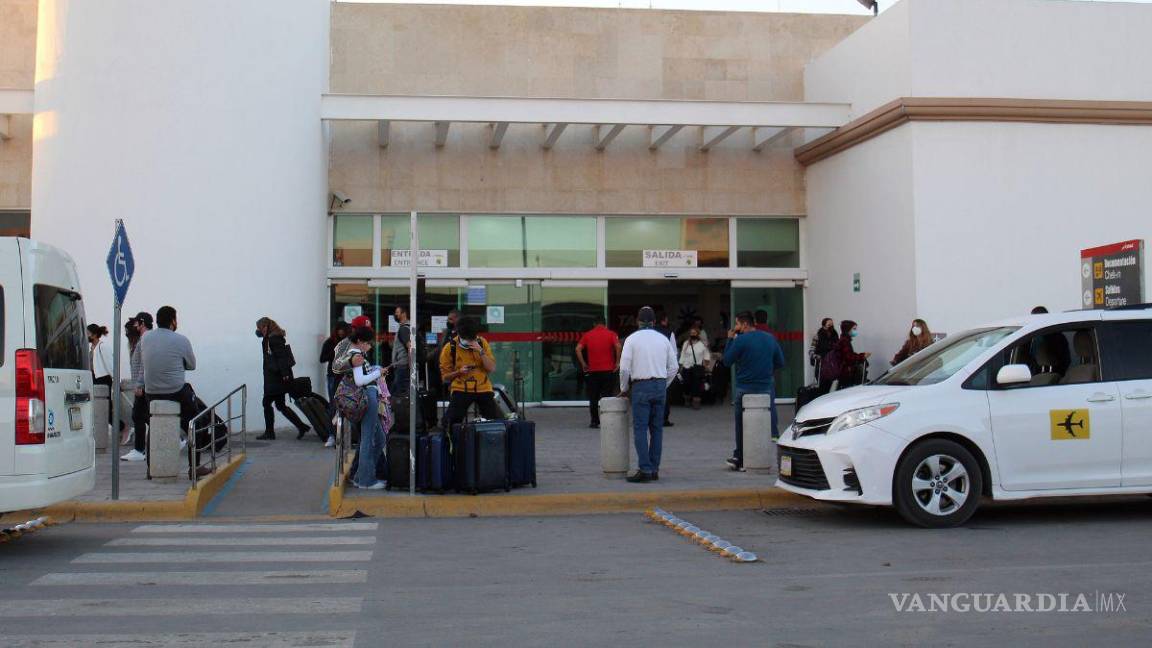 Arrestan a ex tesorero de Gómez Palacio, Durango en el aeropuerto de Torreón