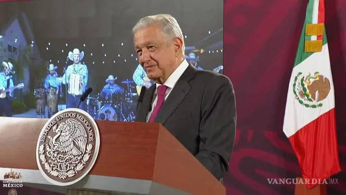 ‘A ver cómo le hacen’... AMLO exige que gobernadores de Coahuila y Chihuahua rindan cuentas a los padres de familia por freno a libros