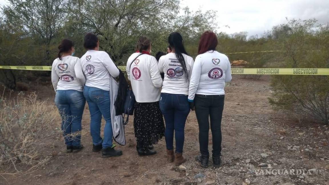 Rastreadoras encuentran osamentas de 18 personas en fosas clandestinas en Sonora