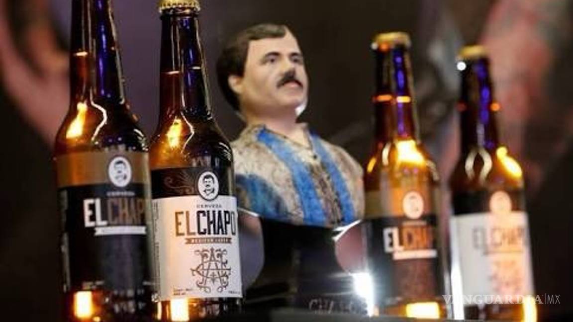 $!Hija de “El Chapo Guzmán” promociona cerveza con la imagen de su padre