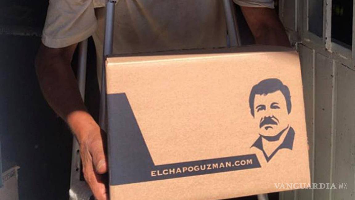 Siguen repartiendo despensas con la imagen de 'El Chapo' en Sinaloa