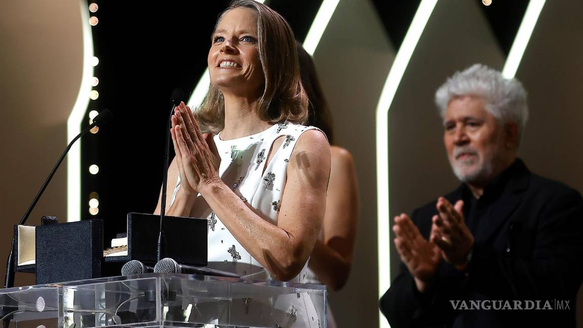 $!Una emocionada Jodie Foster recibe Palma de Oro de honor del Festival de Cannes