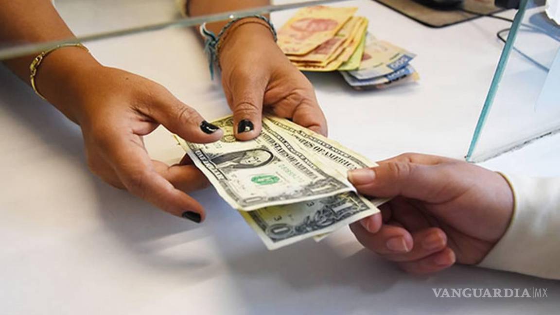 Siguen las remesas con récord, pero sufren por debilidad del dólar