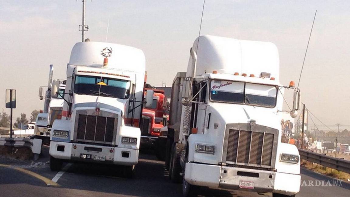 Asaltos duplican los costos de transporte de carga en México