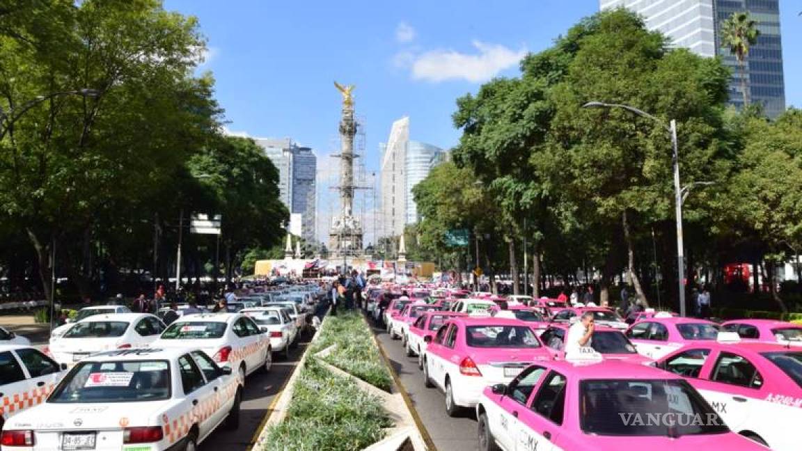 Corrupción en trámites de taxistas generaban mil 260 mdp de ganancias