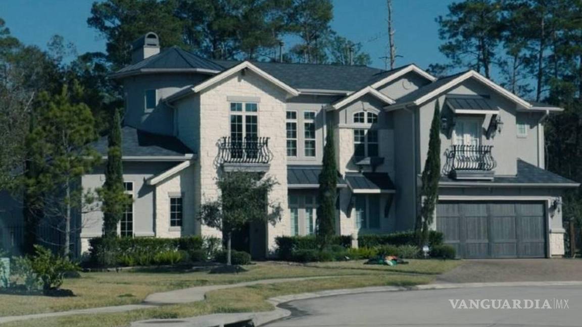 $!La “casa gris” destapa como es que el hijo y nuera de AMLO vivieron en una propiedad de un ejecutivo de Baker Hughes (empresa con contratos en Pemex).