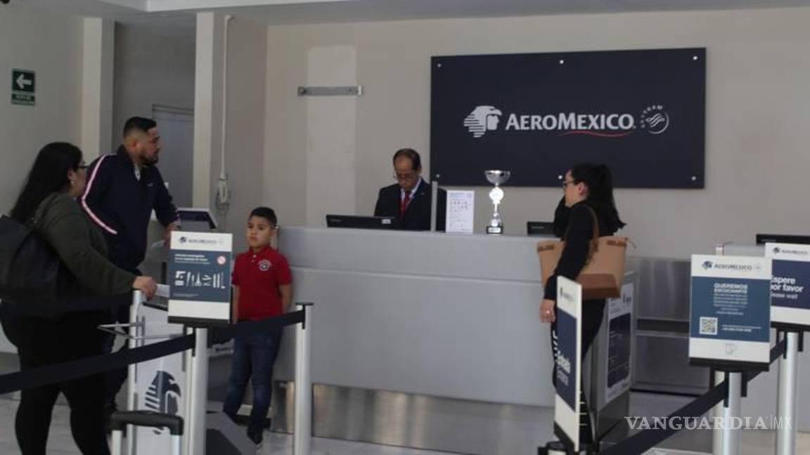Profeco exige a Aeroméxico eliminar ‘cargo abusivo’ de cobro automático por seguro de viaje