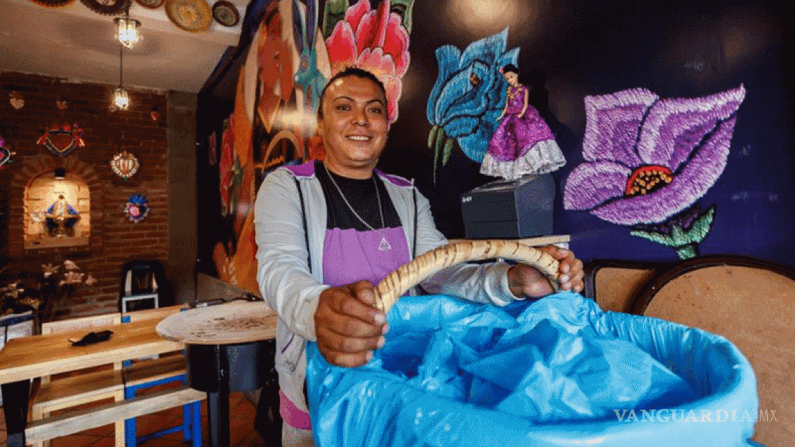 $!Lady Tacos de Canasta, famosa vendedora transexual busca un escaño en el Congreso de CDMX