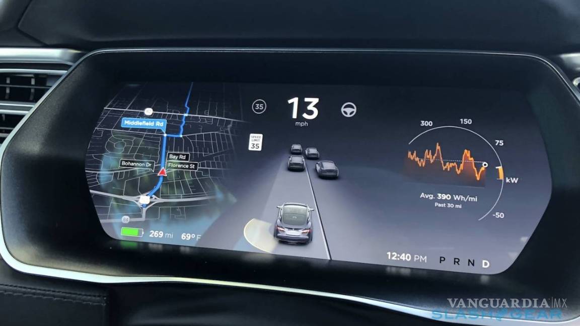 $!Autopiloto de Tesla es riesgoso, afirma Consumer Reports