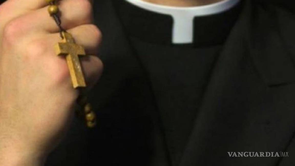 $!Obispo elegido por el Papa para investigar a pedófilos es acusado de abuso sexual