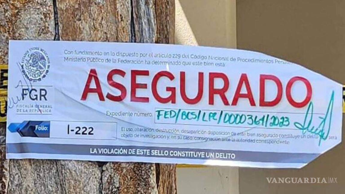 $!El domicilio permanece asegurado desde el 24 de junio pasado, pero un juez de Distrito ordenó a la FGR retirar los sellos y devolverlo