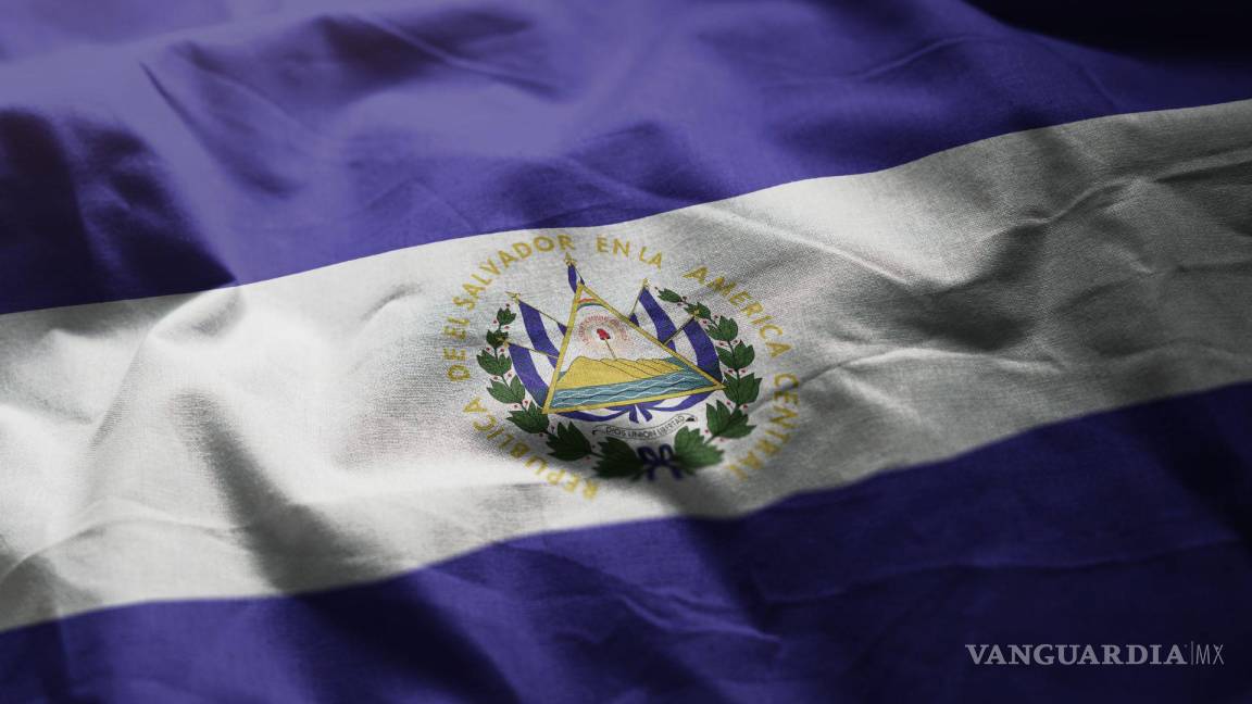 Atiende Fiscalía en consulados móviles a 35 migrantes salvadoreños en Saltillo