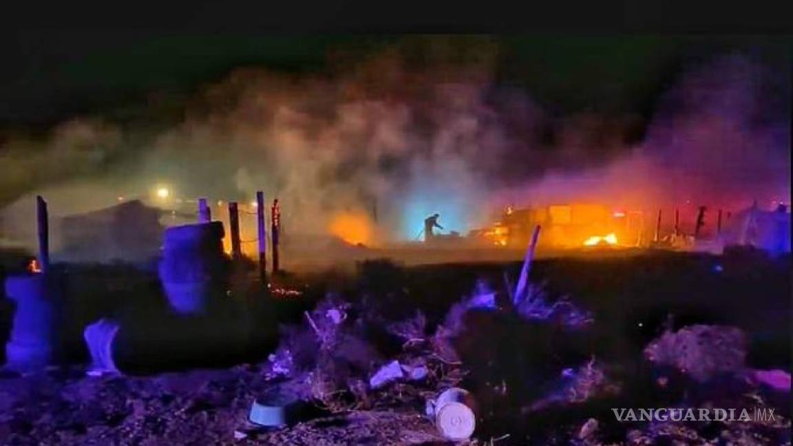 Mueren cinco niños al quemarse su casa, en Baja California Sur