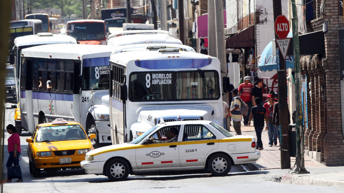 Propone uso de la ‘combi’ y dejar de lado el auto