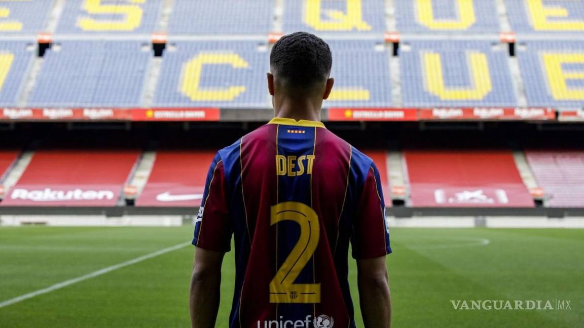 Barcelona hace oficial el fichaje de Sergiño Dest