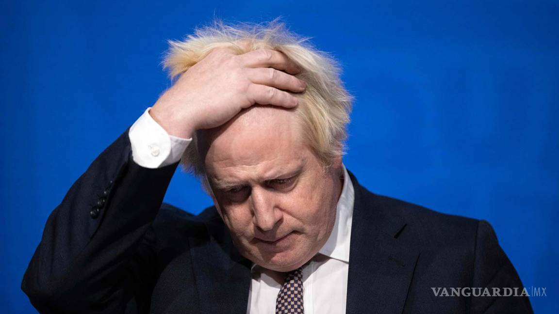 Boris Johnson confirma primera muerte en Reino Unido por Ómicron; primer fallecido en el mundo