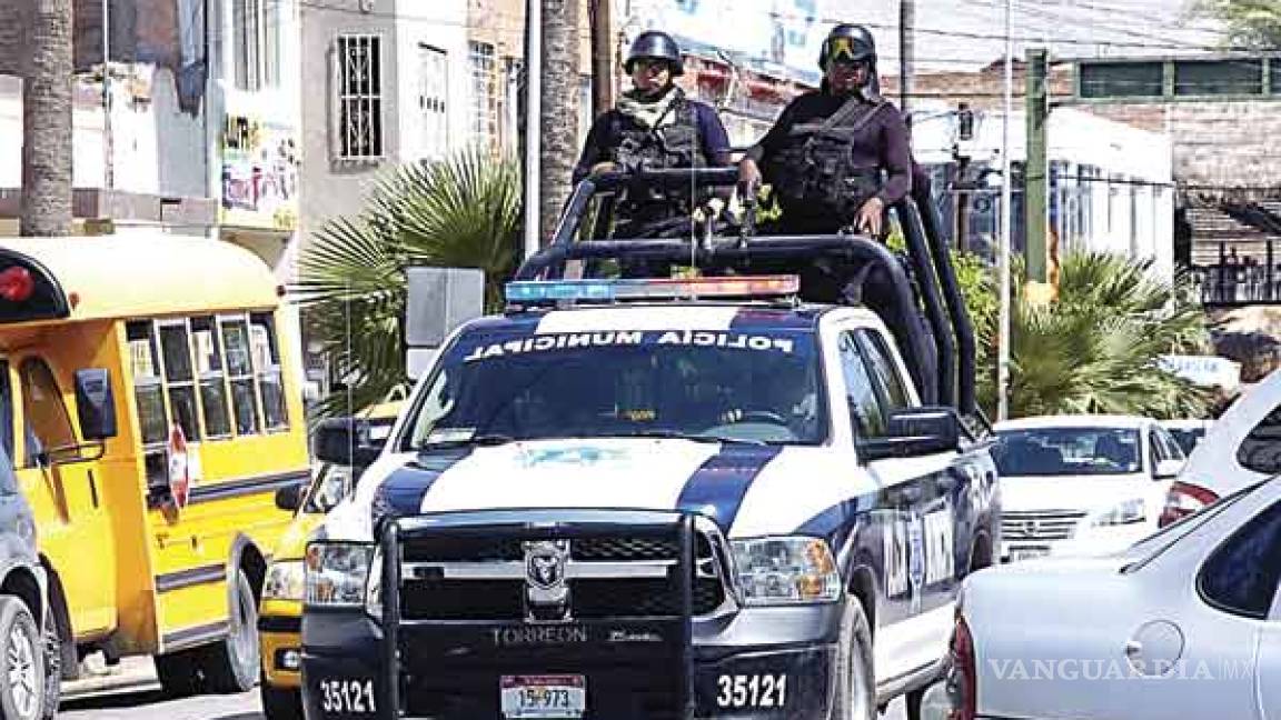 Investigan a policías acusados de exigir 'para el café' en Torreón