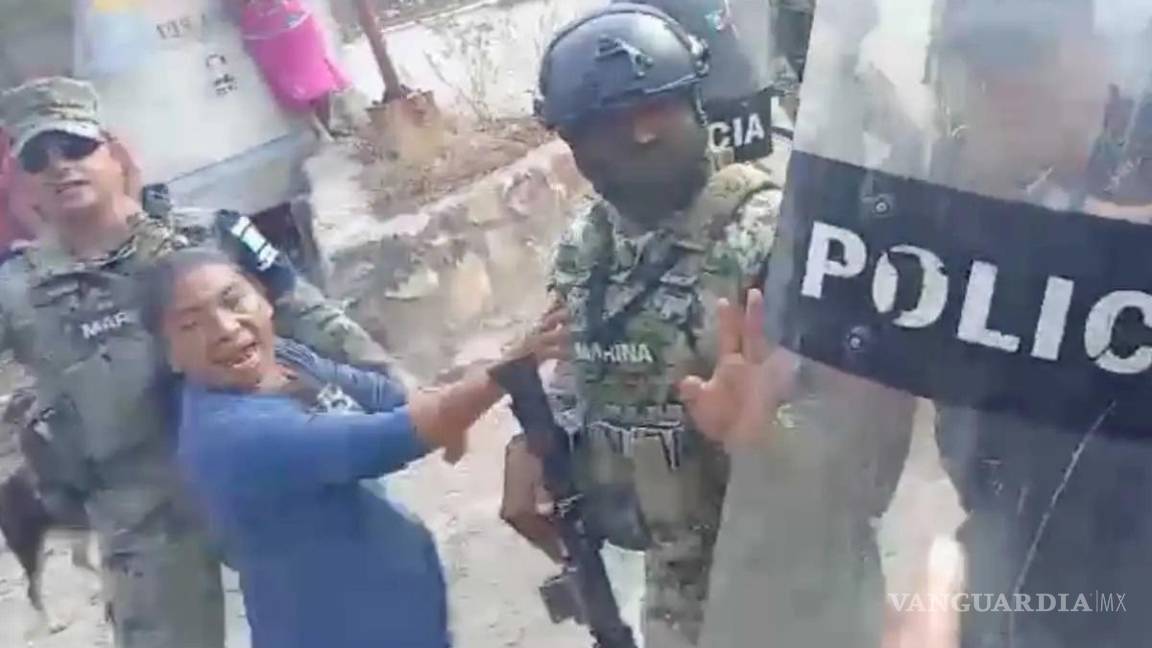 En Oaxaca reprimen con policía y Marina a colonos, por oponerse a obra que afecta agua potable