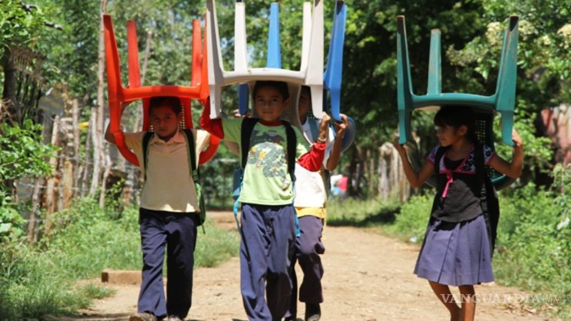 Escuelas rurales en Coahuila regresarán a clases en línea sin internet, pero en papel