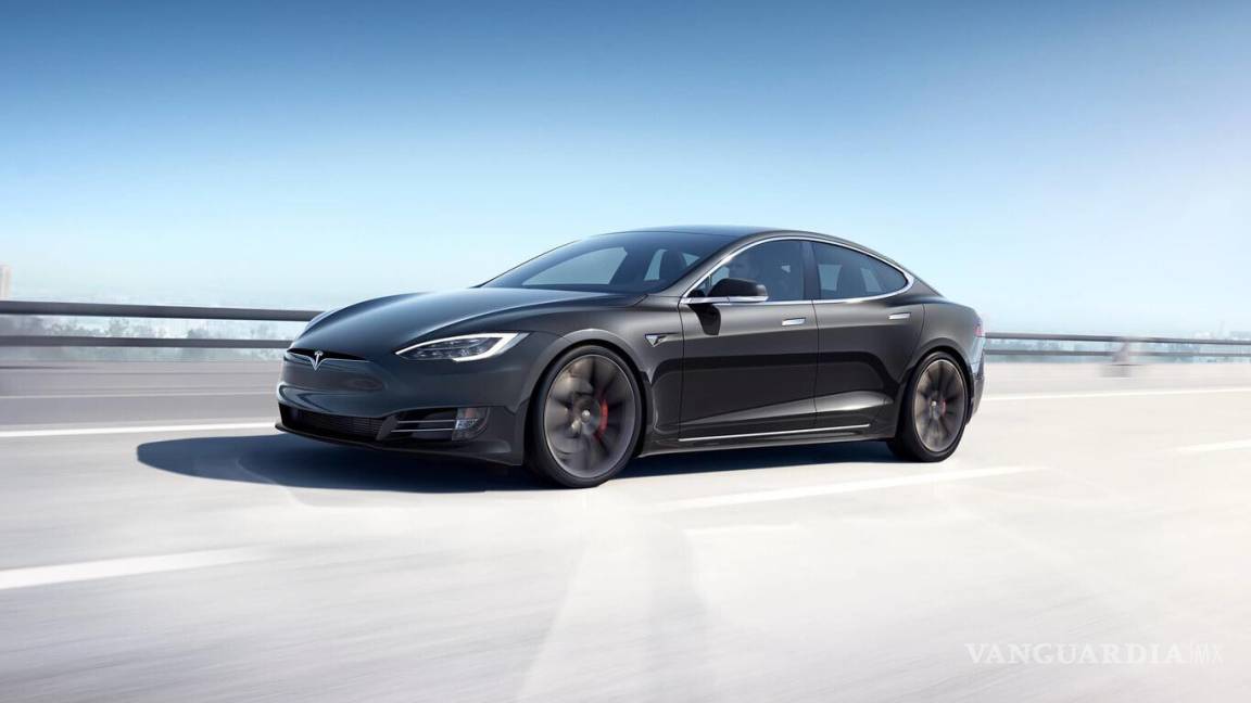 Tesla Model S Plaid rompe récord; supera a Porsche Traycan Turbo