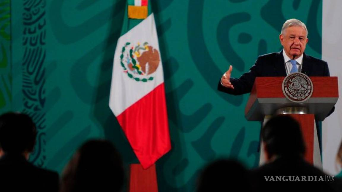 AMLO presume que no ha habido devaluación, 'hasta se ha apreciado el peso'