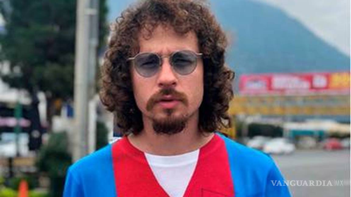 $!Católicos explotan contra 'Luisito Comunica' por esta polémica imagen