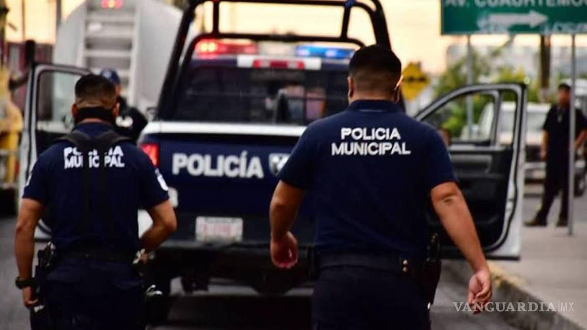 ¡Como en ‘polícias y ladrones’! hombre en Torreón asaltó tienda Oxxo... ¡con pistola de juguete!