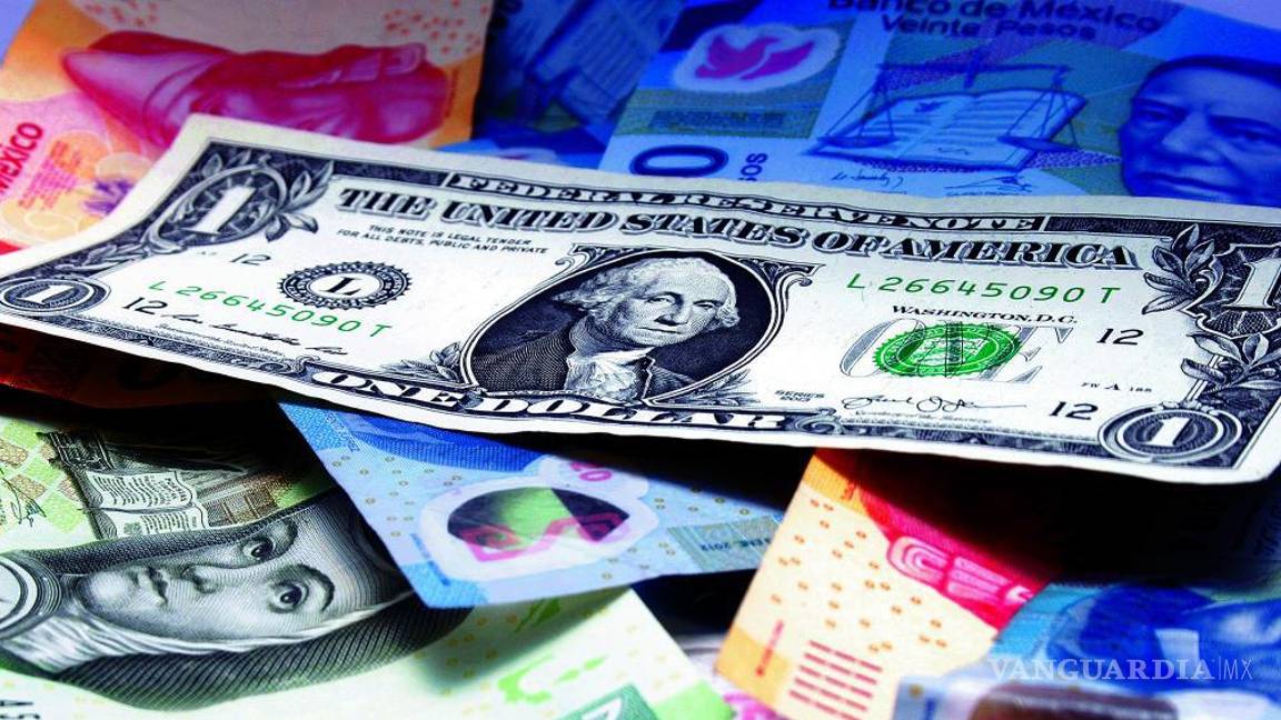 Peso le gana al dólar tras aprobación del paquete fiscal de EU