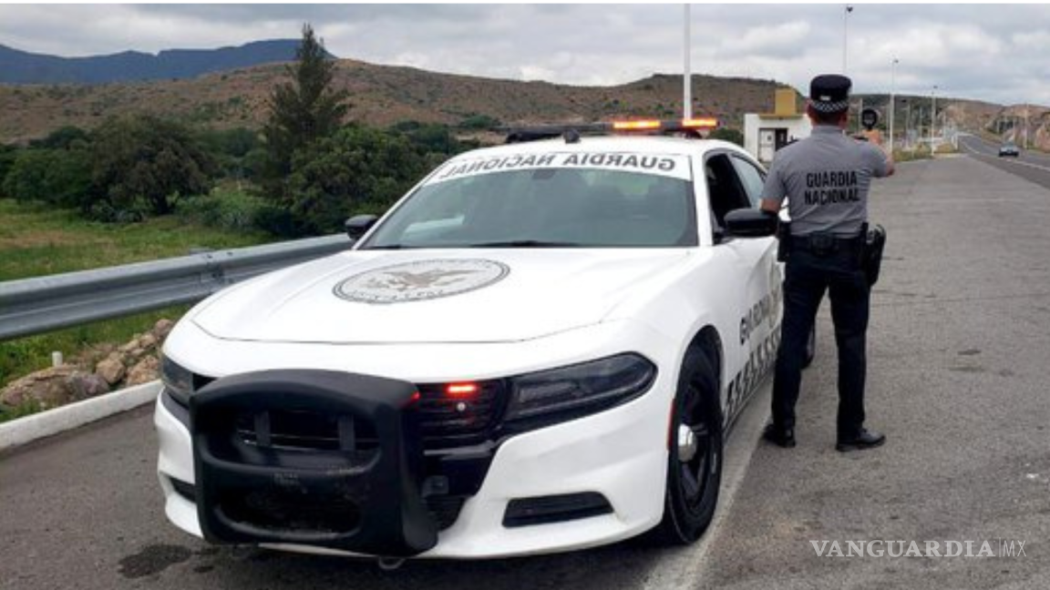 Guardia Nacional cierra tramo de carretera Saltillo-Matehuala por accidente