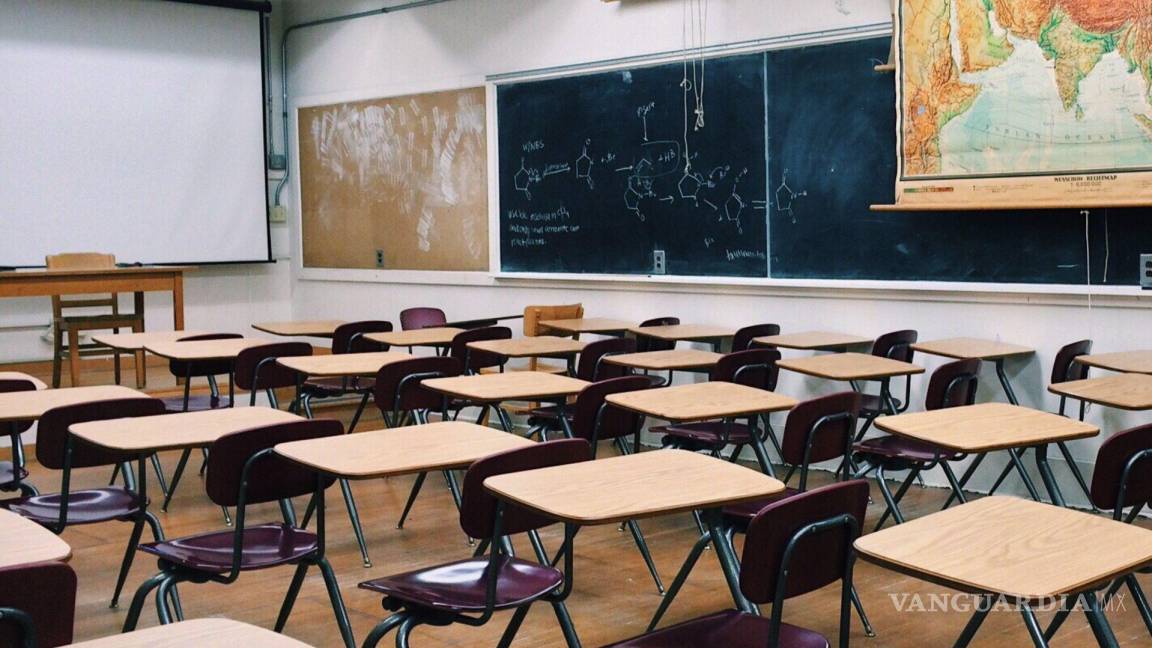 Niega secundaria de Saltillo abuso sexual a tres alumnas; madres exigen aclaración