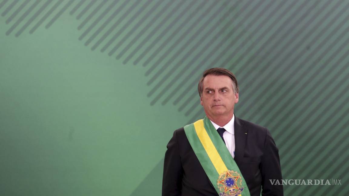 Bolsonaro va contra derechos indígenas en su primer día como Presidente de Brasil