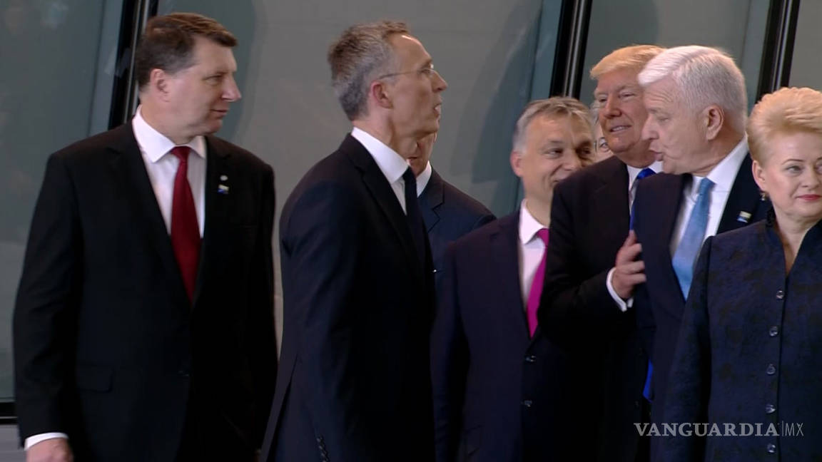 A empujones, Trump se abre paso en la OTAN