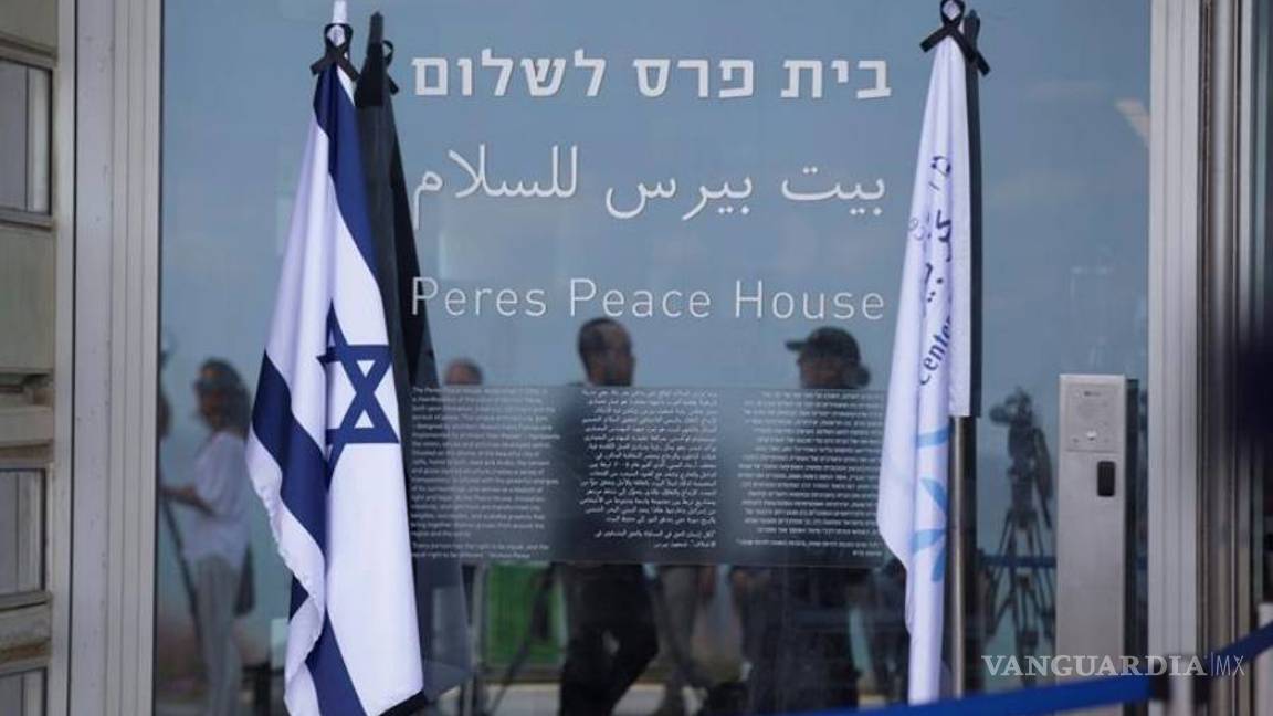 $!Shimon Peres, el hombre que buscó marcar el camino hacia la paz (fotos)