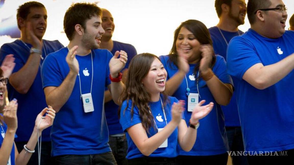 Se rebelan empleados de Apple, un grupo se niega a dejar “home office”