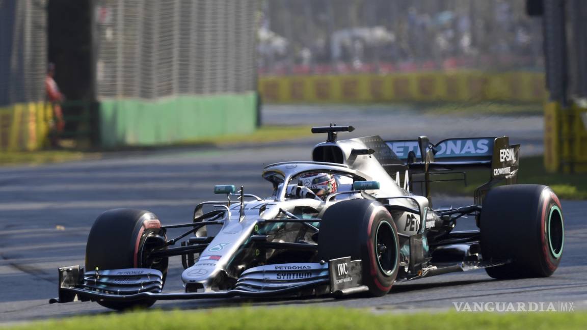 Hamilton da un golpe de autoridad en el Gran Premio de Australia