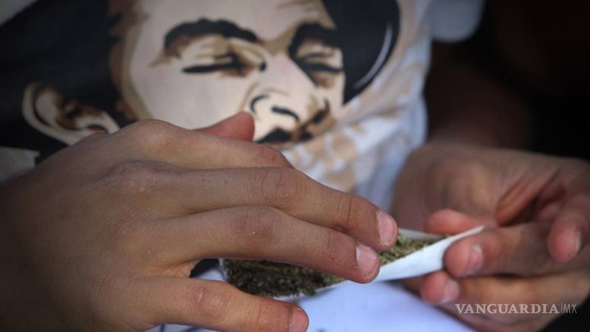 Gobernador de Jalisco aboga por legalización de la mariguana en todo México