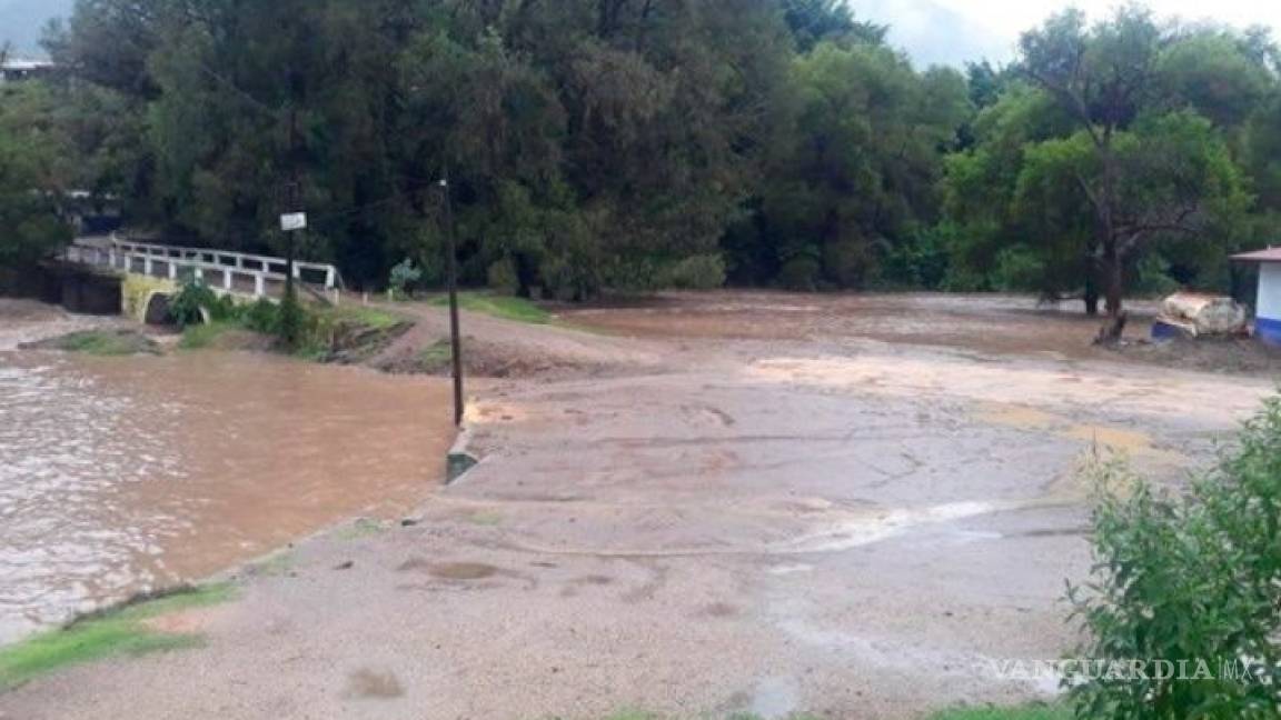 Tormenta Narda deja 2 muertos y miles de damnificados en su paso por Oaxaca (Trayectoria en Vivo)