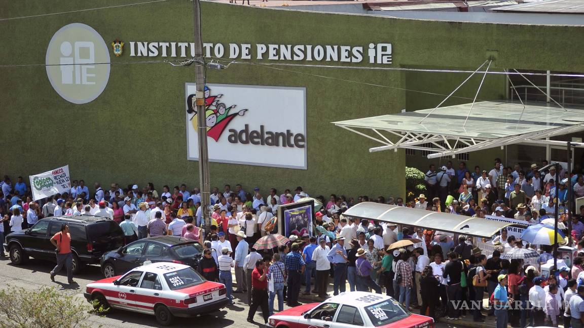 Reportan pensiones en Veracruz a punto de la quiebra