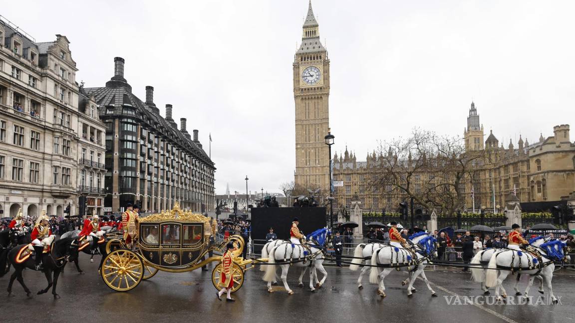 Así inicia el reinado del Carlos III tras una larga espera para ser el monarca británico (fotos)