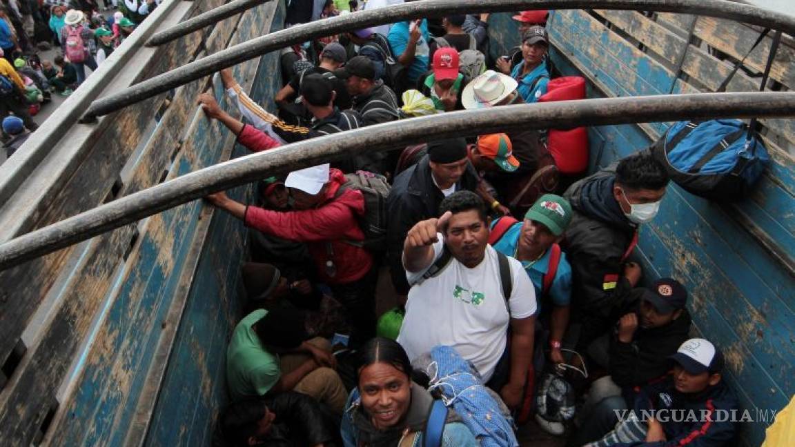 Bloquea SHCP cuentas ligadas al tráfico de migrantes y organización de caravanas