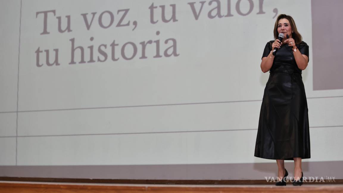 $!La especialista en seguros Rosy Sustaita ofreció una conferencia en la que habló sobre protección patrimonial y oportunidades de emprendimiento para las mujeres.