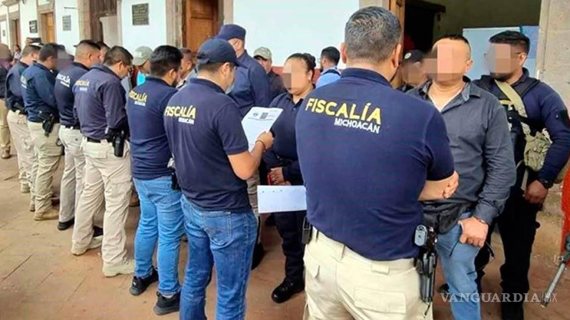 Detienen a diez policías por desaparición forzada en Michoacán
