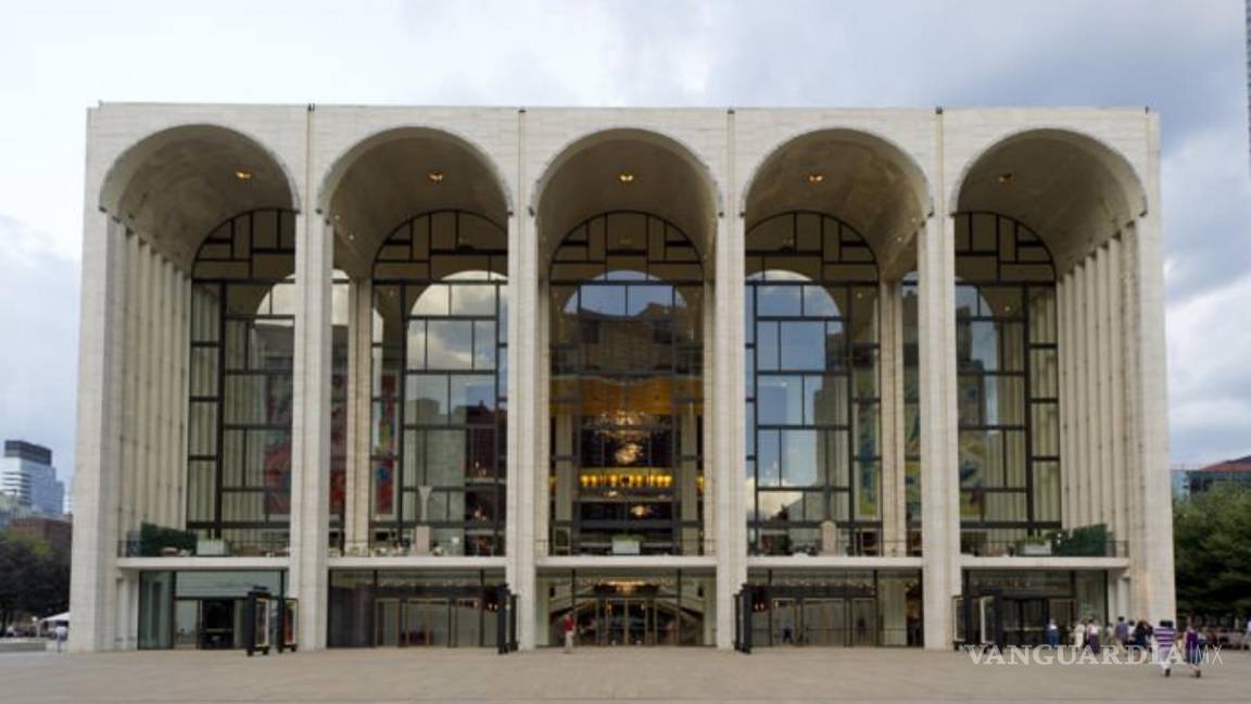 $!La Ópera Metropolitana de Nueva York, conocida como Met Opera, abrirá sus puertas por primera vez al público después de casi año y medio con un concierto en conmemoración de los atentados del 11 de septiembre de 2001. New York Online