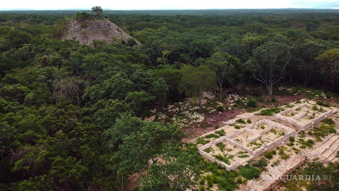 Impacta el descubrimiento de antiguas viviendas en la zona arqueológica de Kabah, cerca de la ruta del Tren Maya