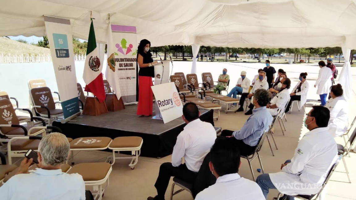 Entregan sillas-cama a hospitales generales de Torreón, Matamoros y San Pedro