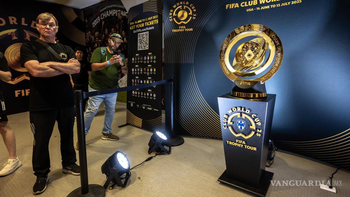 El trofeo del Mundial de Clubes visita Monterrey y entusiasma a la afición de Rayados