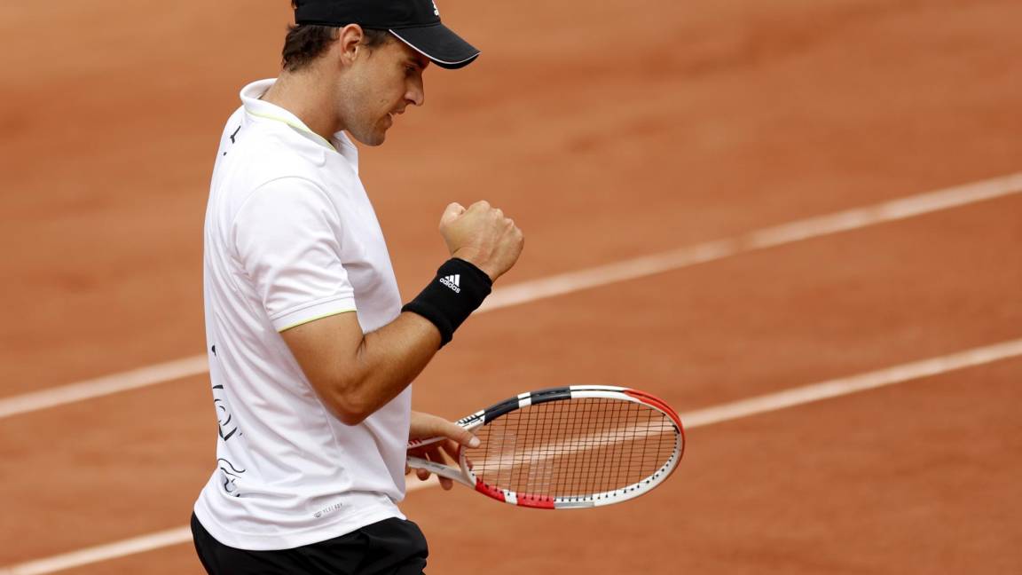 $!Dominic Thiem de Austria juega Hugo Dellien de Bolivia en su partido de primera ronda de hombres en Roland Garros en París, Francia.