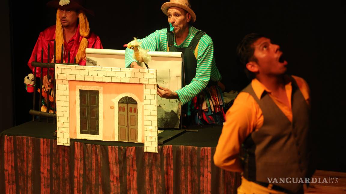 $!Risas y tradición se unen en la obra de teatro ‘La otra historia de Rosa’