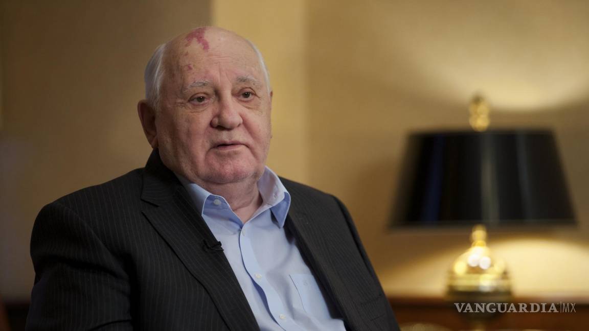 $!El expresidente soviético Mikhail Gorbachev habla con Associated Press en la sede de su fundación en Moscú, Rusia, el viernes 9 de diciembre de 2016.